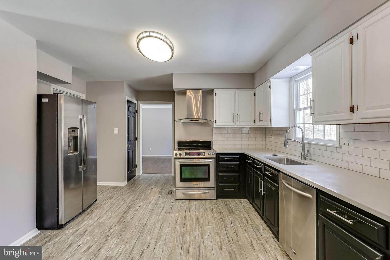 33 Constantine Drive - Photo 1
