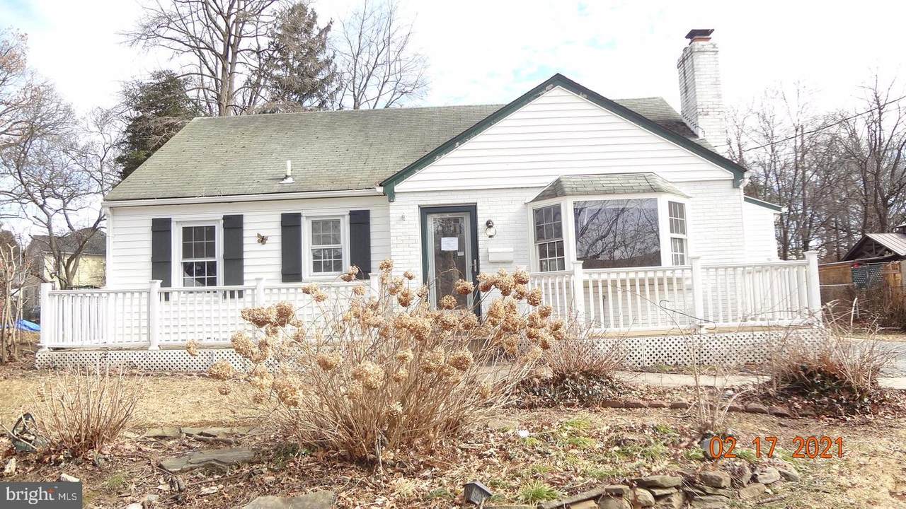 111 Floral Drive - Photo 1