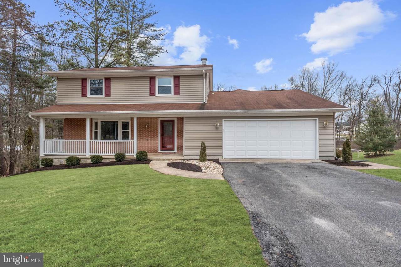 2527 Farm Road - Photo 1