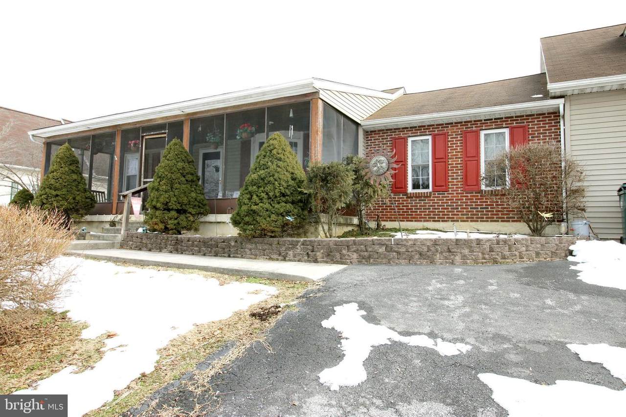 729 Sandstone Road - Photo 1