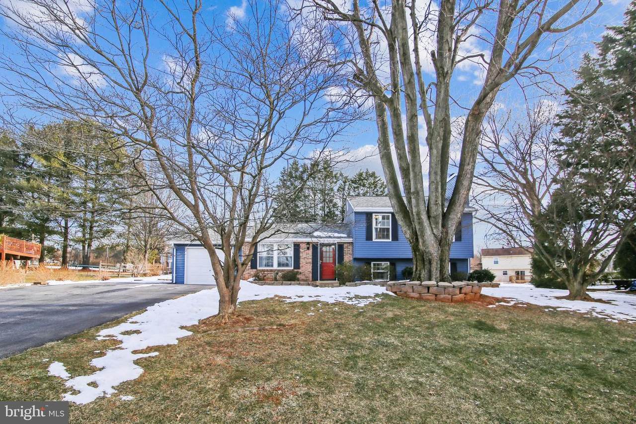 4222 Garnet Drive - Photo 1