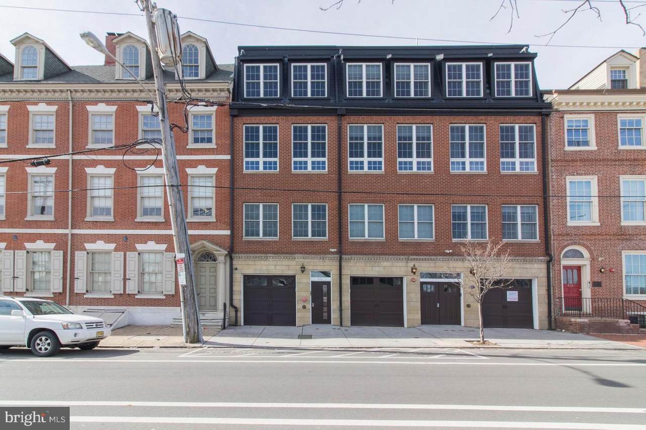 516 Front Street - Photo 1
