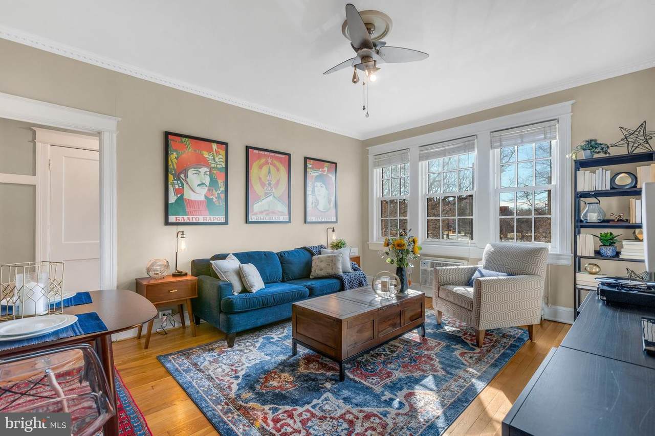 414 Seward Square - Photo 1