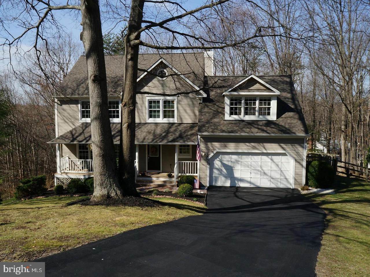 3209 Titanic Drive - Photo 1