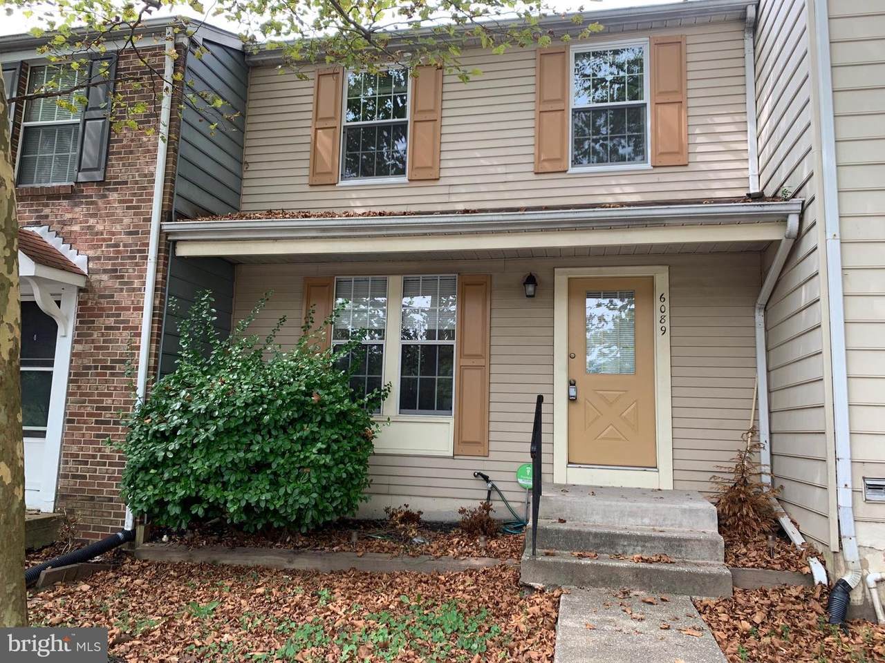 6089 Rock Glen Drive - Photo 1