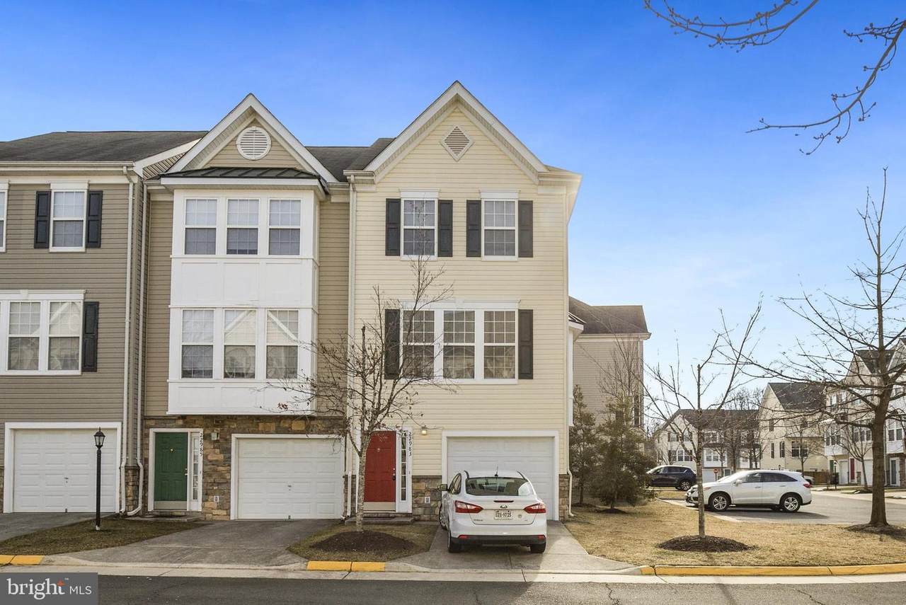 22983 Fontwell Square - Photo 1