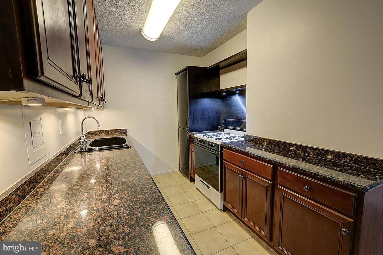5225 Pooks Hill Road - Photo 1