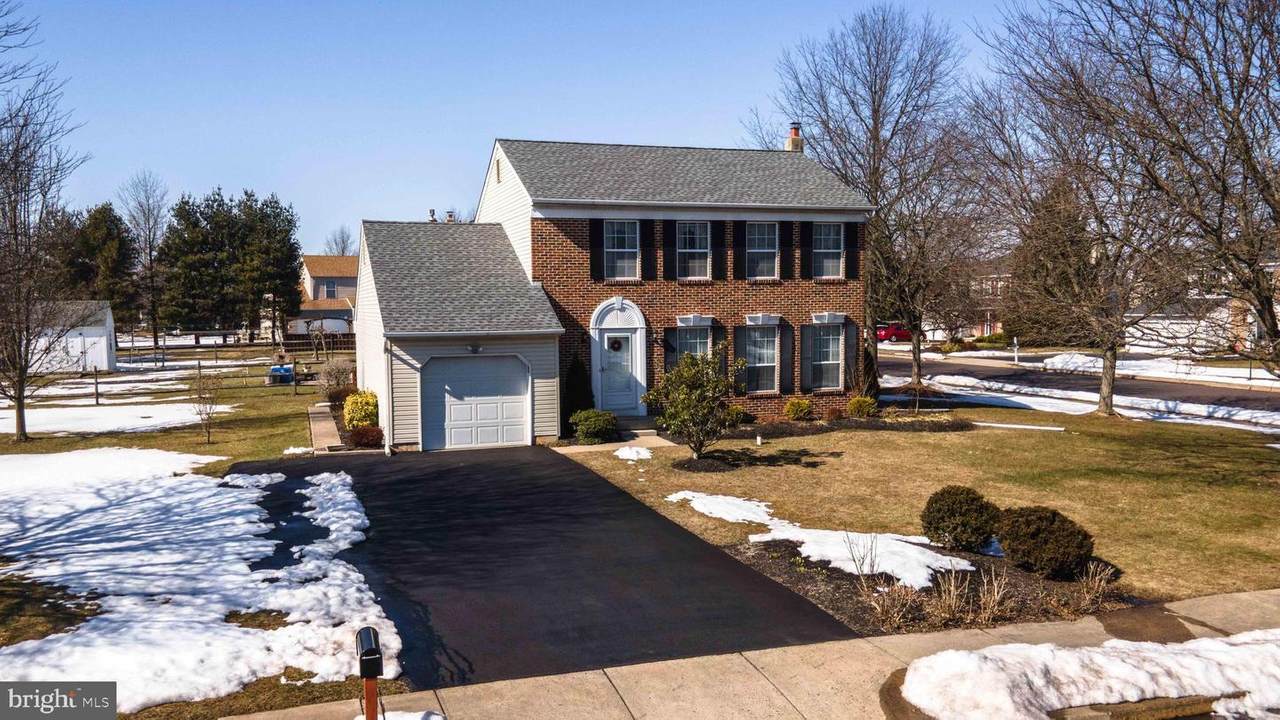 828 Vassar Drive - Photo 1