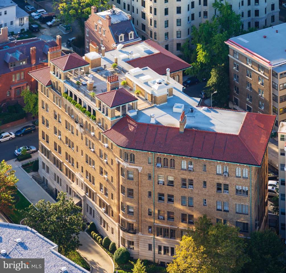 1901 Wyoming Avenue - Photo 1