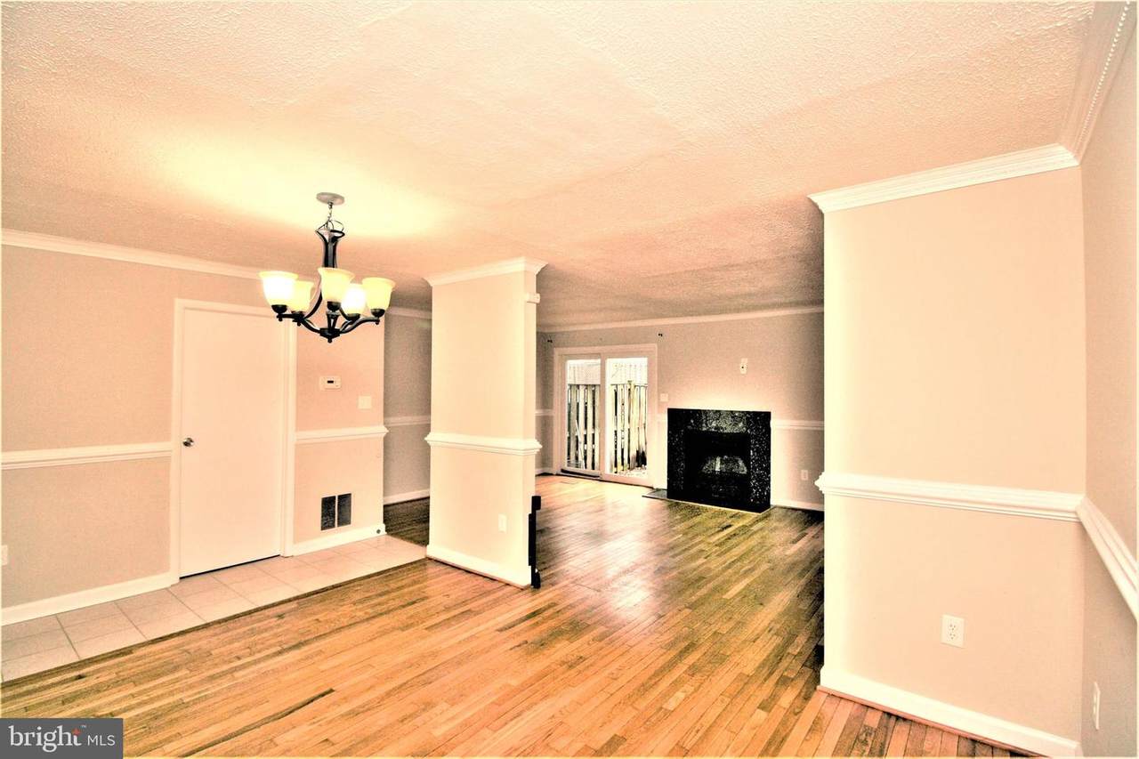 118 Middle Point Court - Photo 1