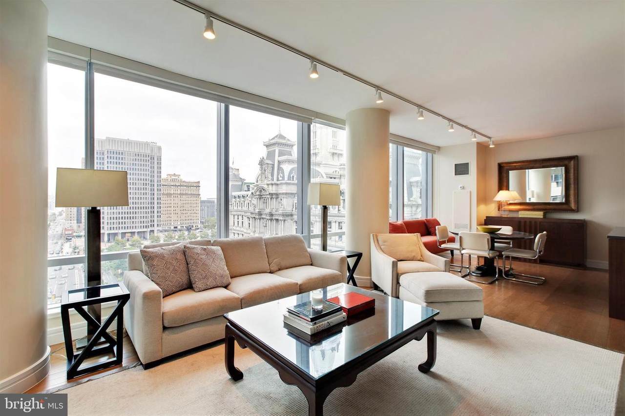 1414 Penn Square - Photo 1