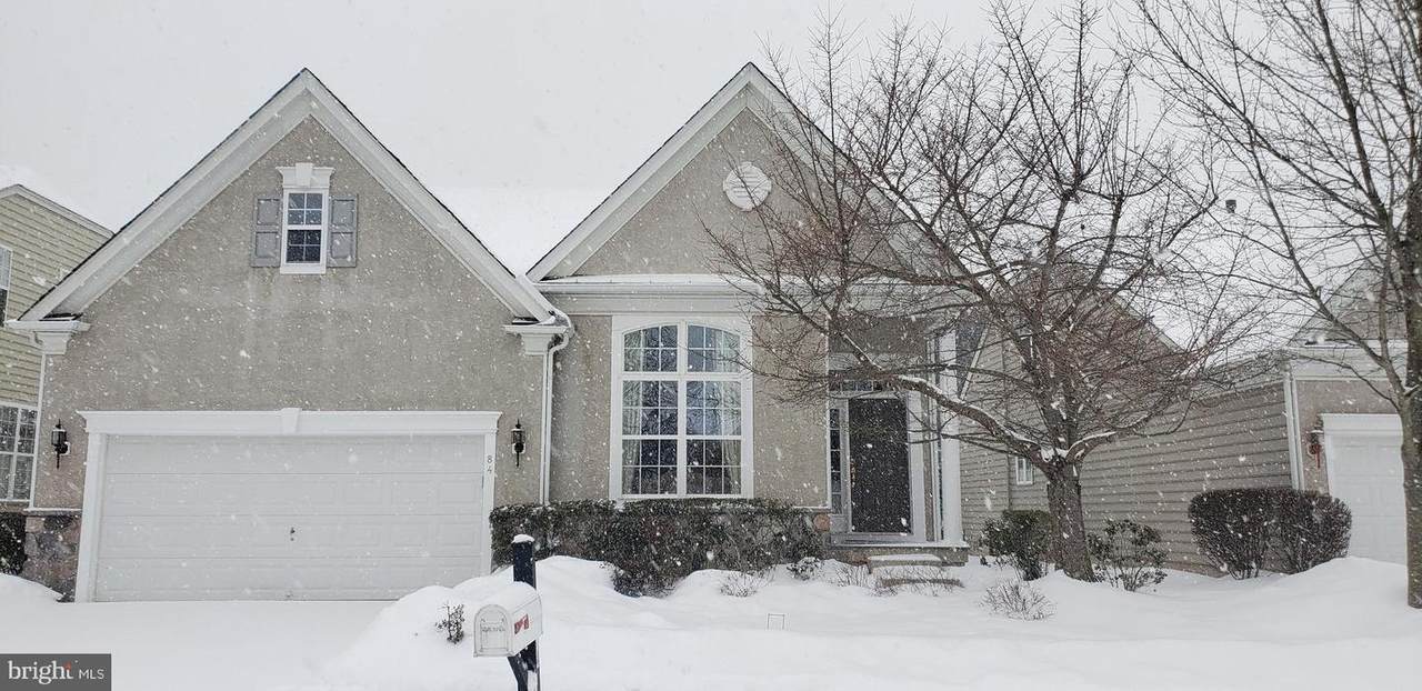 84 Dillon Way - Photo 1