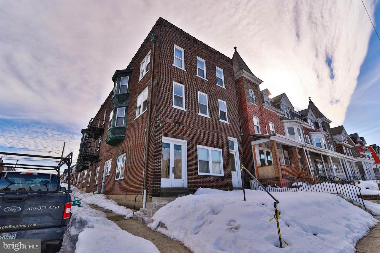 702 Saint John Street - Photo 1