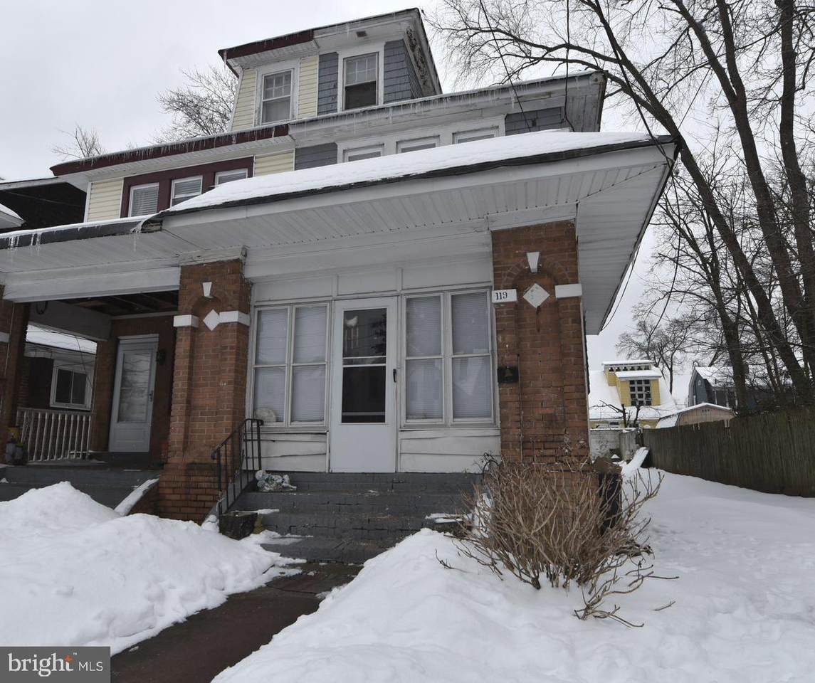 119 Columbia Avenue - Photo 1