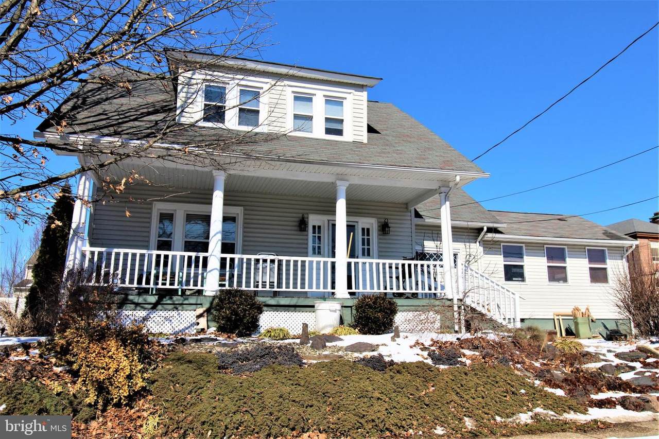 39 2ND Avenue - Photo 1