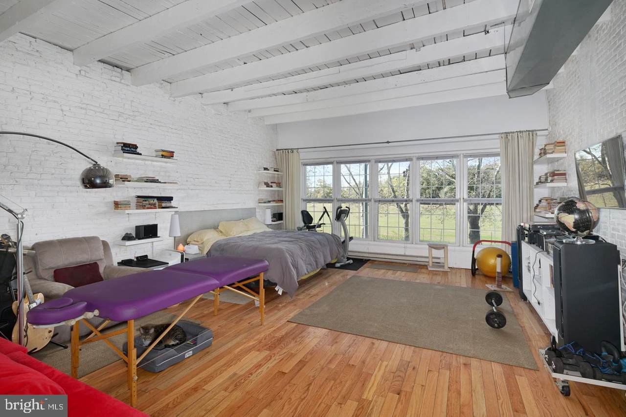 1507 33RD Street - Photo 1