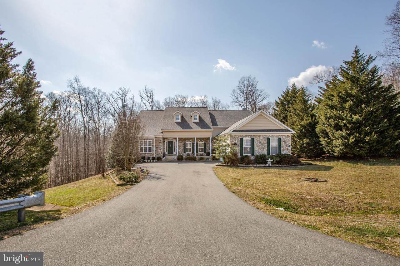 115 Poplar View Drive - Photo 1