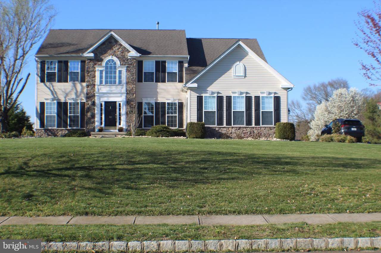 6 Longwood Lane - Photo 1