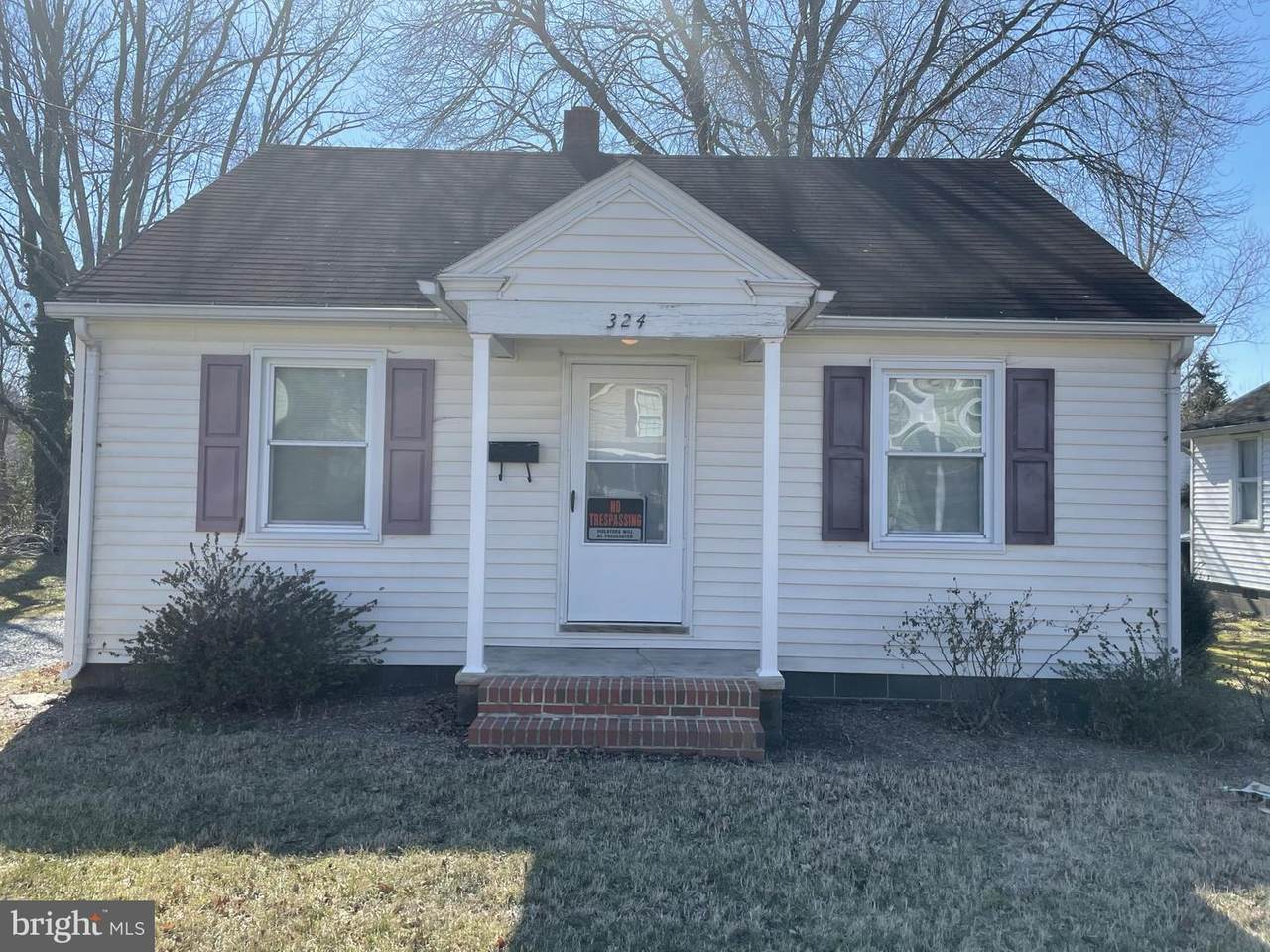 324 Vine Street - Photo 1