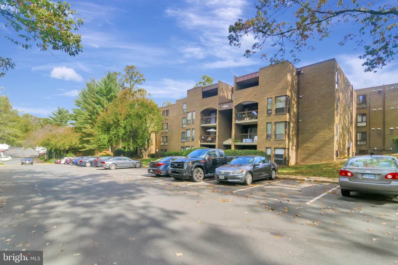 11208 Chestnut Grove Square - Photo 1