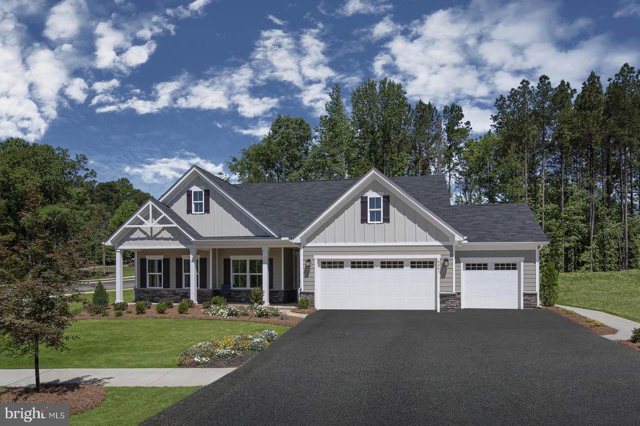 36735 Greenway Drive - Photo 1