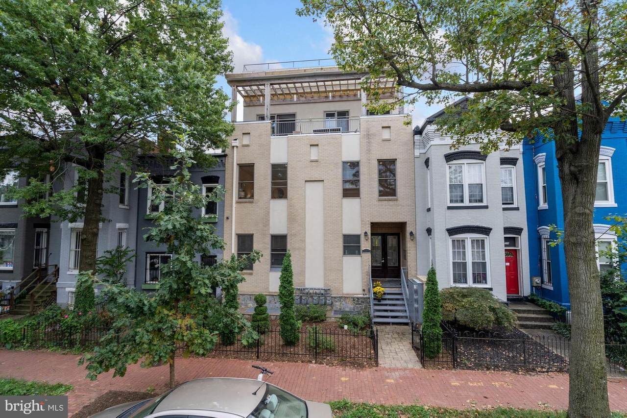 220 P Street - Photo 1