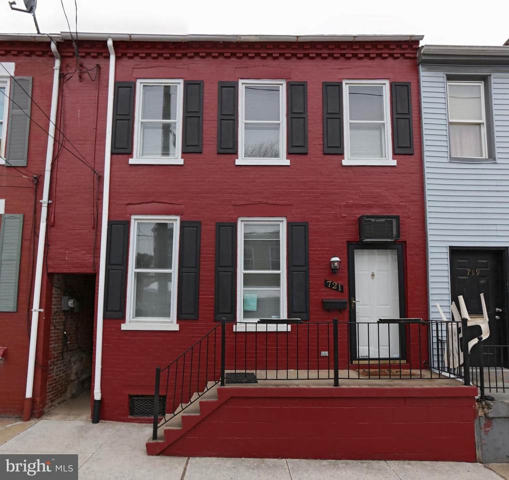 721 High Street - Photo 1