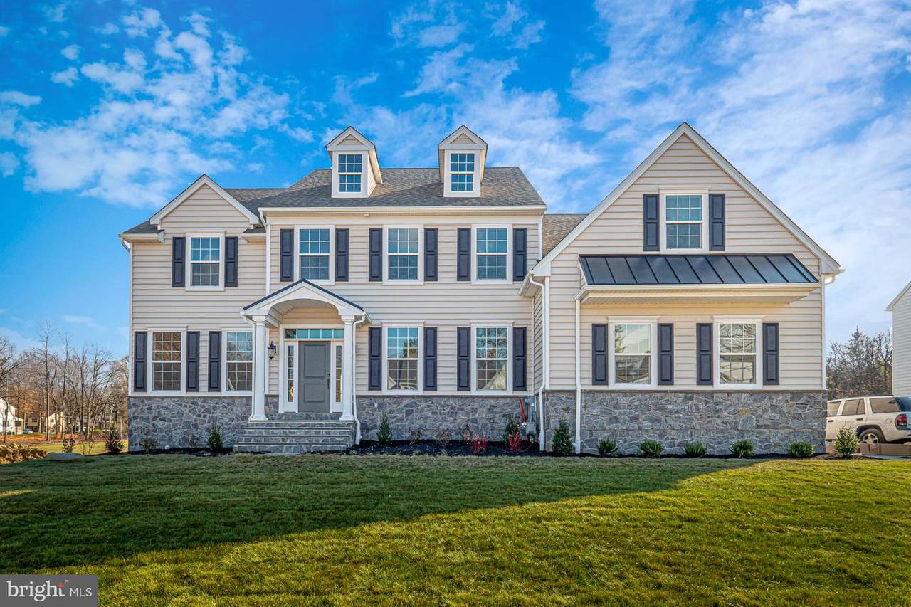 684 Greenhill Road - Photo 1