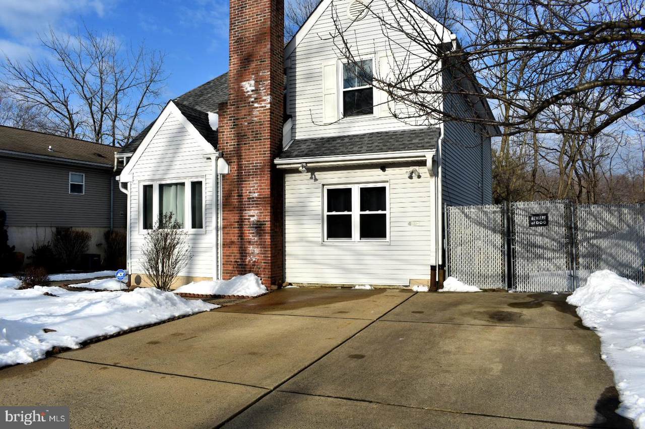 4915 Grant Avenue - Photo 1
