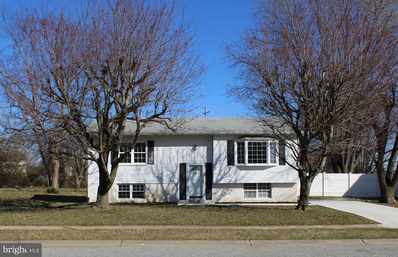 109 Tartan Drive - Photo 1