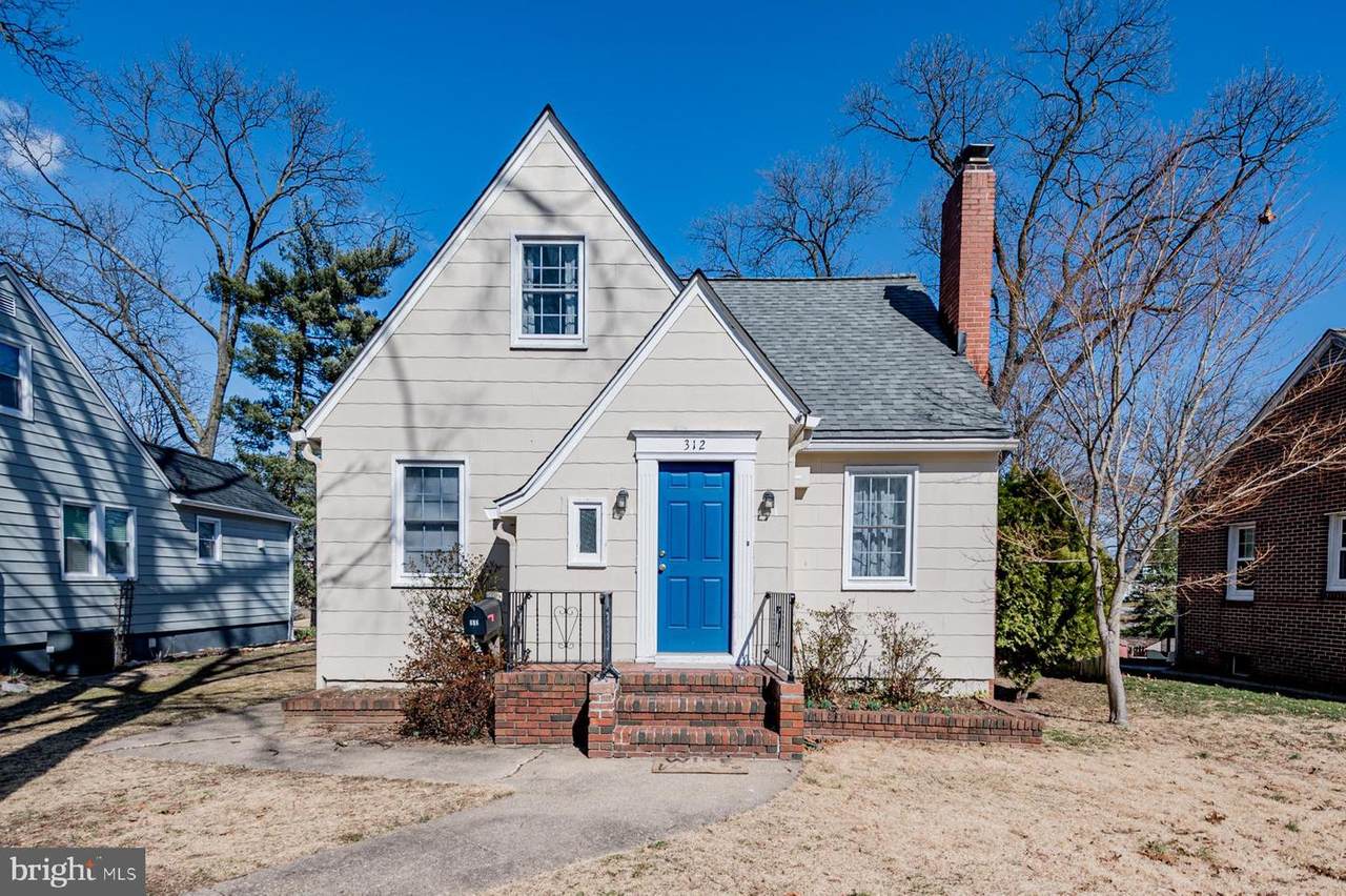 312 1ST Avenue - Photo 1