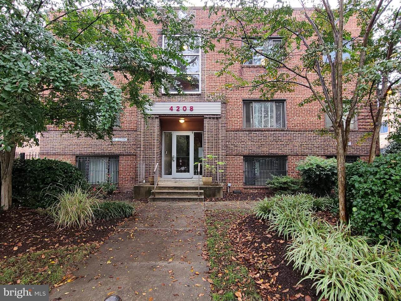 4212 Benning Road - Photo 1