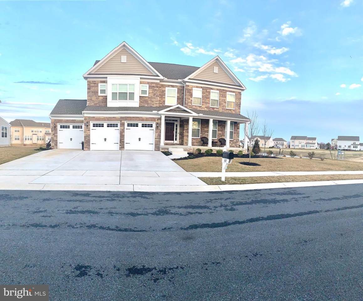 837 Ashby Drive - Photo 1
