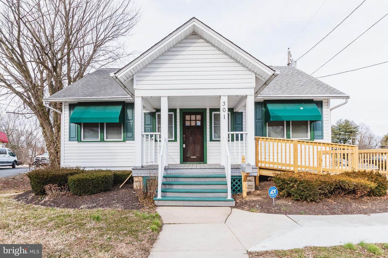 301 Bel Air Avenue - Photo 1