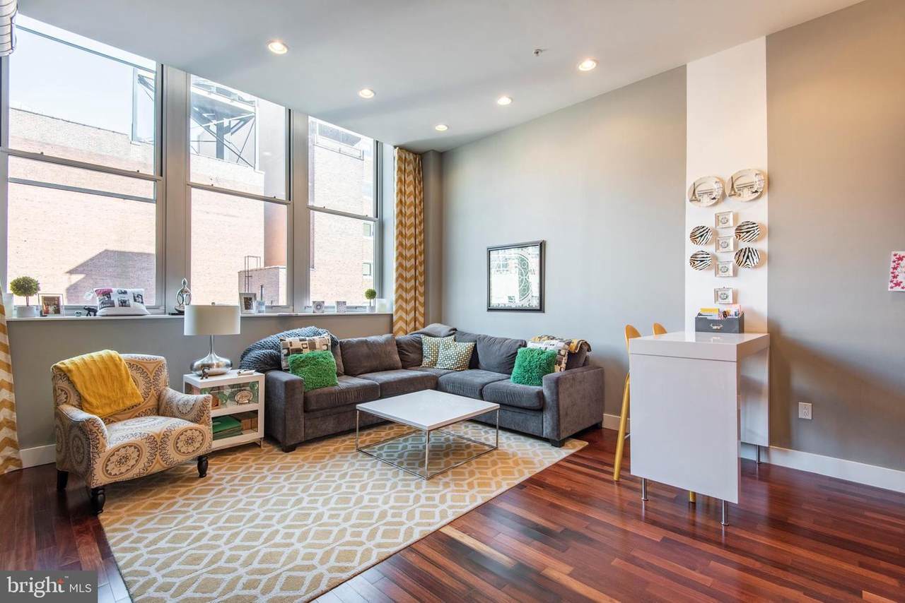 1101 Locust Street - Photo 1