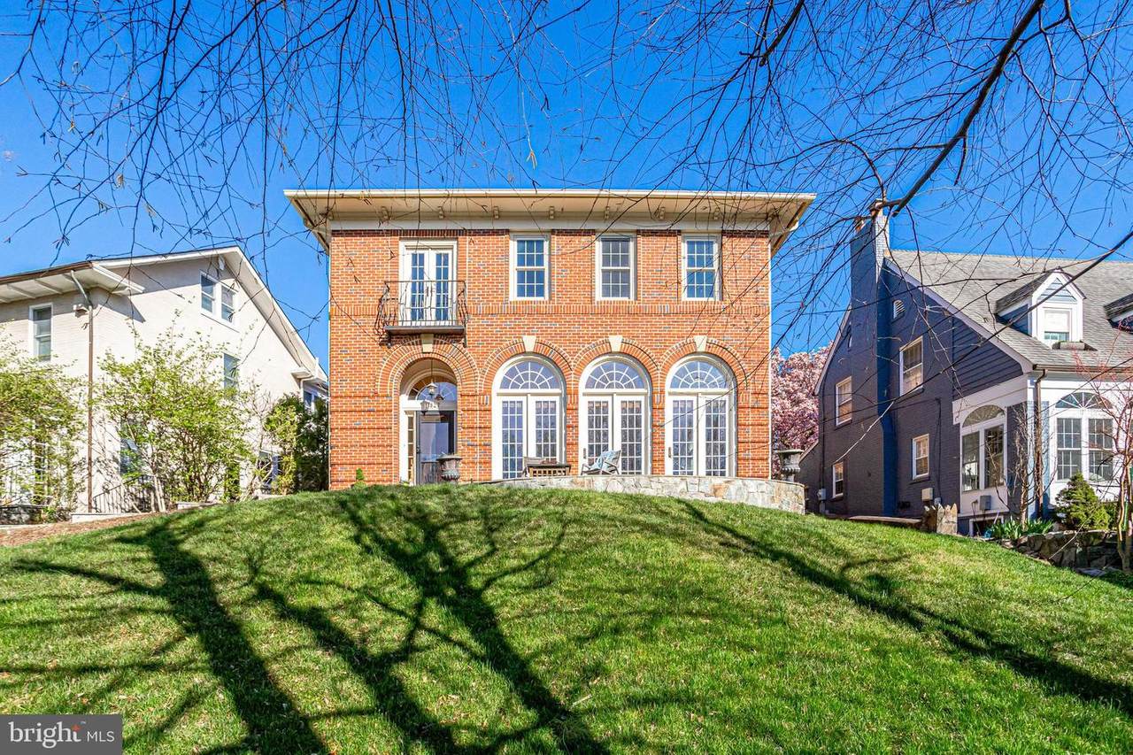 1827 Highland Street - Photo 1