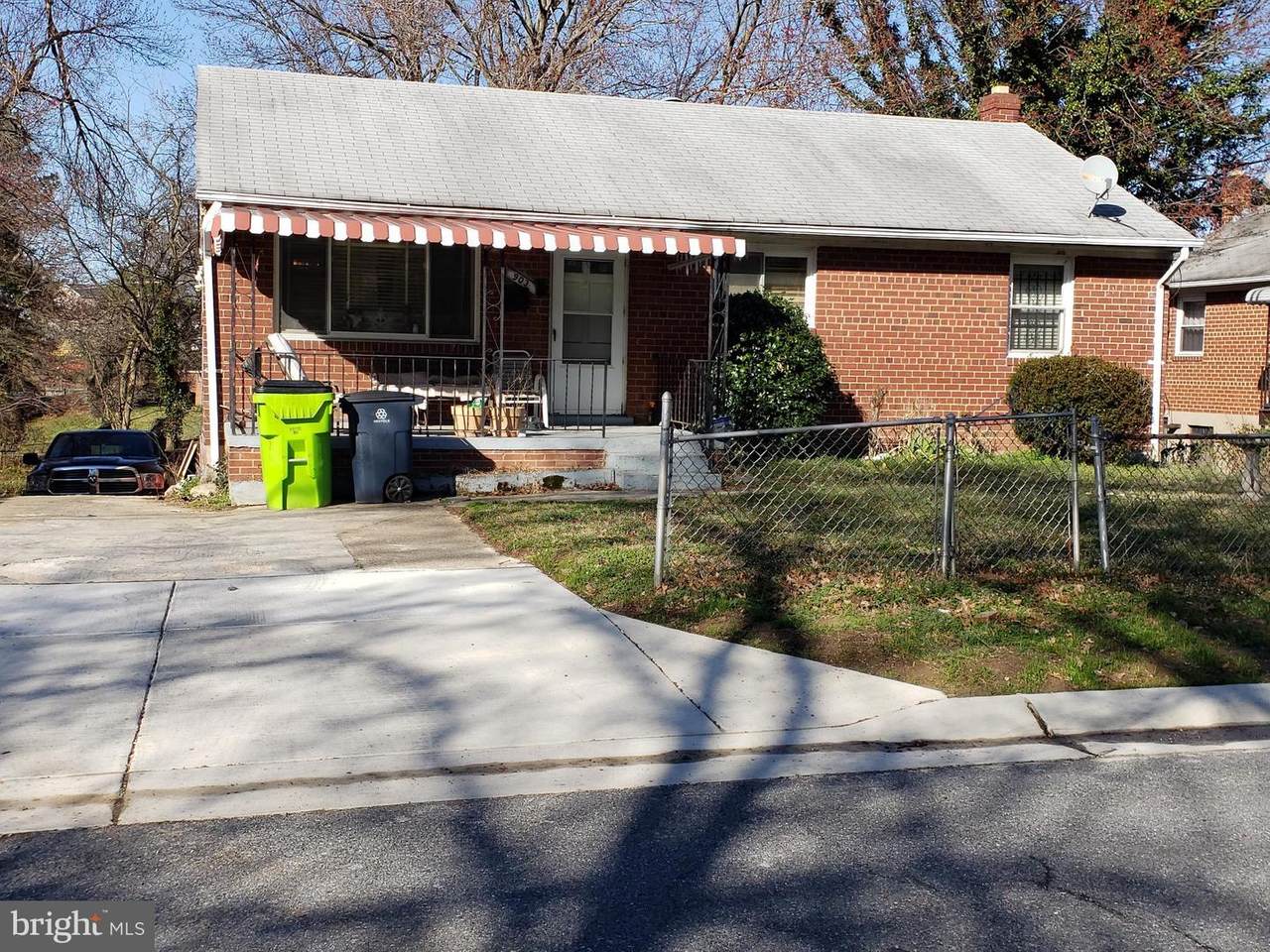 903 Quietview Drive - Photo 1