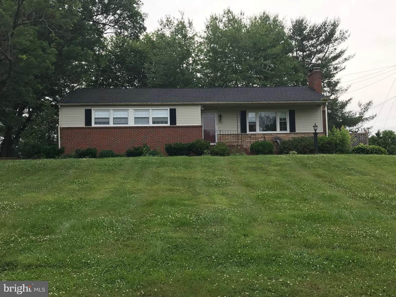 351 Colonial Highway - Photo 1