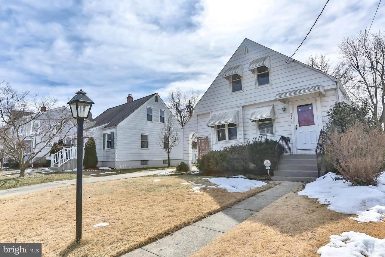 924 Belmont Avenue - Photo 1