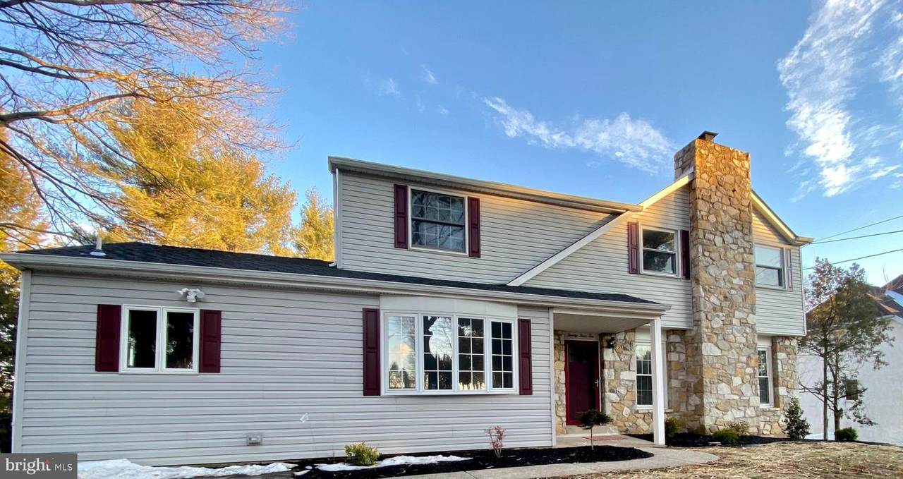 2410 Stanbridge Road - Photo 1