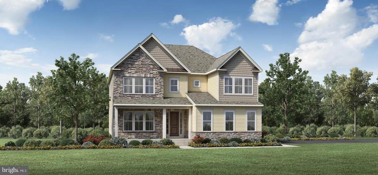 2684 Hawthorn Drive - Photo 1