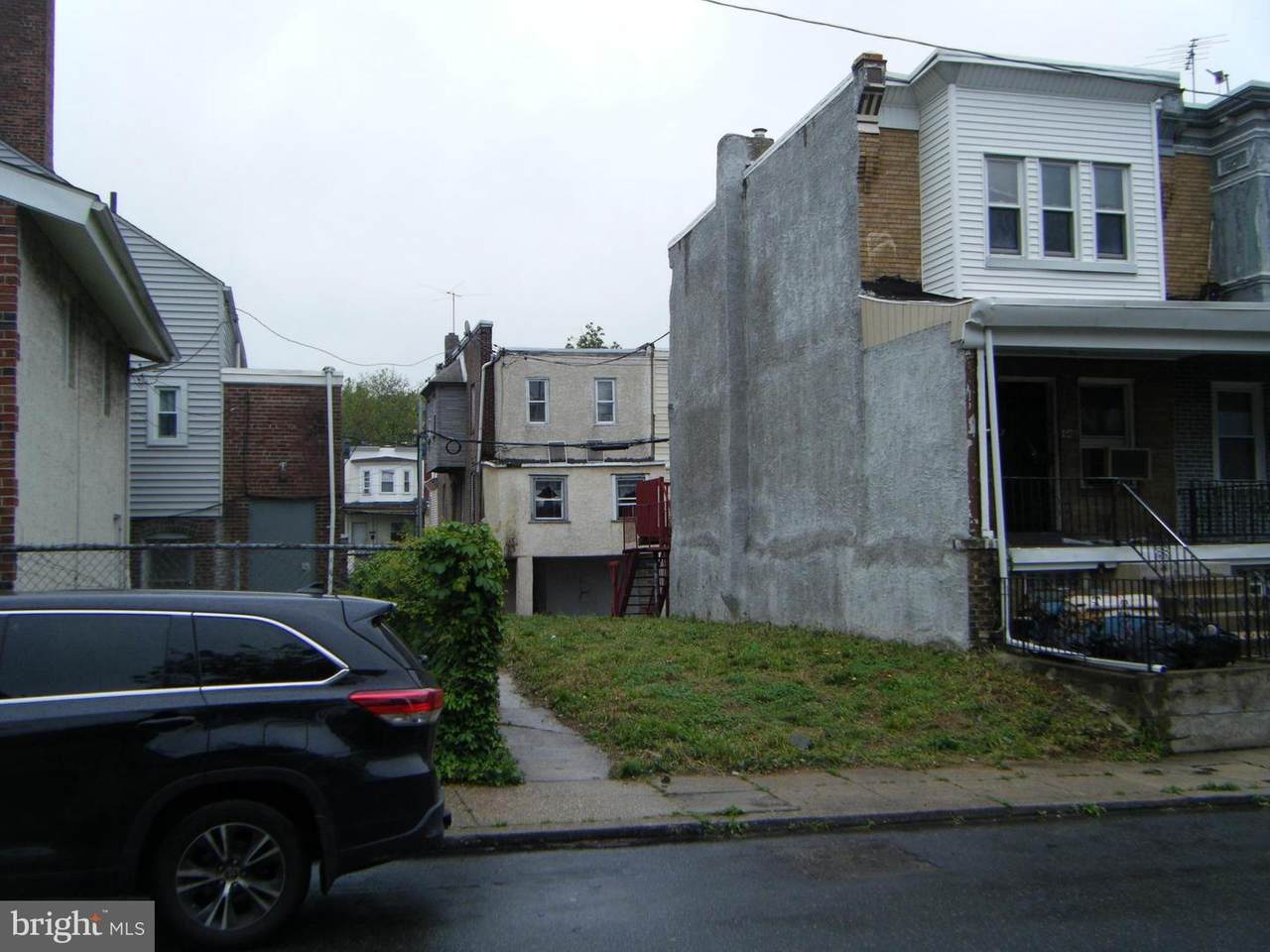 5410 Belmar Terrace - Photo 1