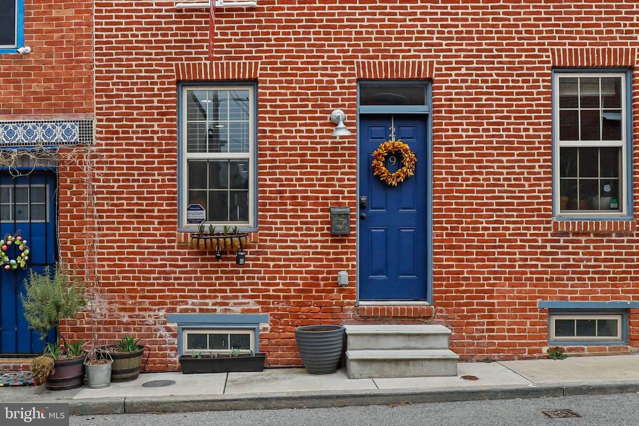 229 Duncan Street - Photo 1