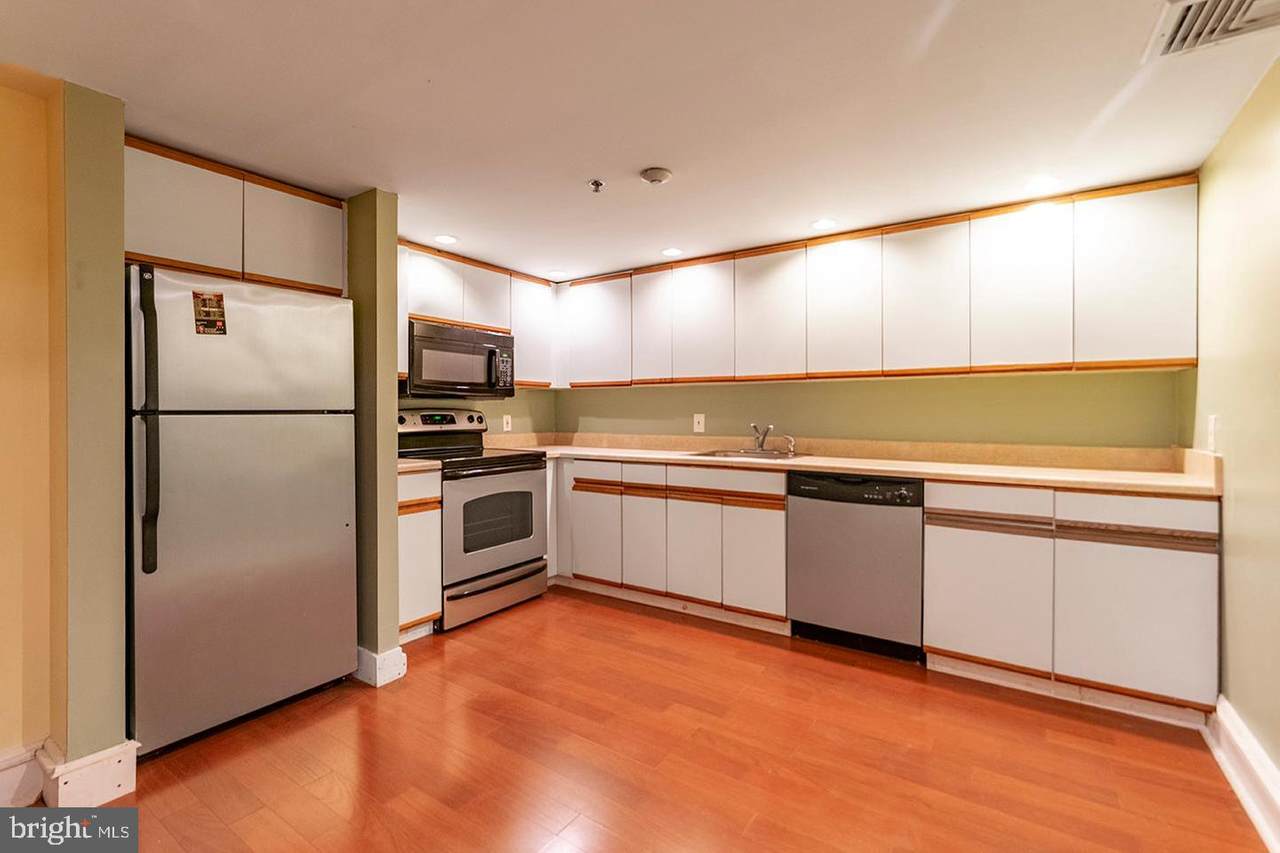 301 Race Street - Photo 1