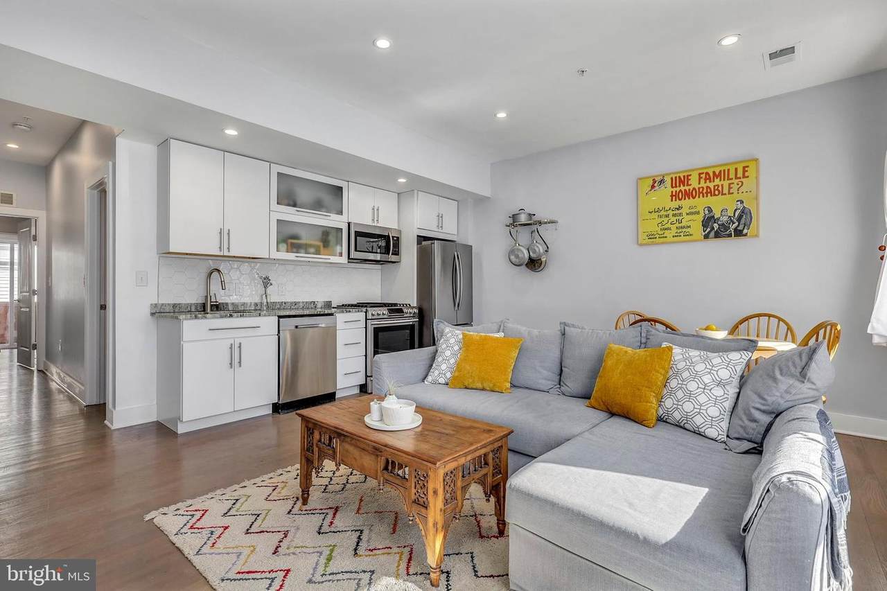 1620 E Street - Photo 1
