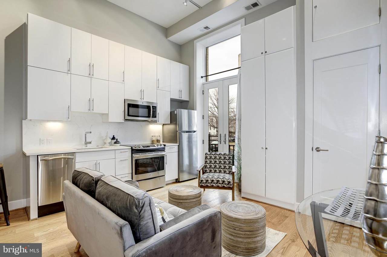 1211 G Street - Photo 1