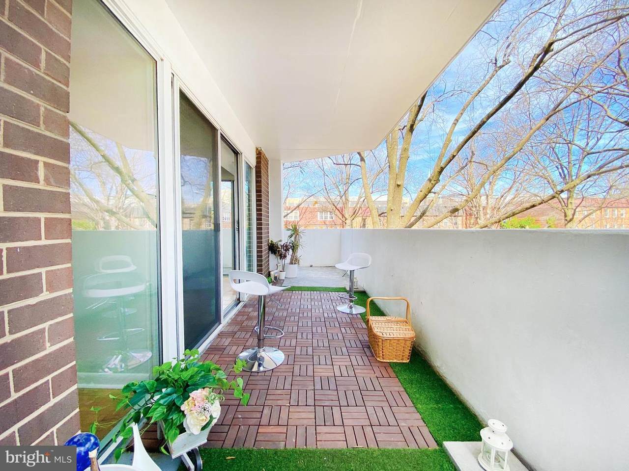 700 7TH Street - Photo 1