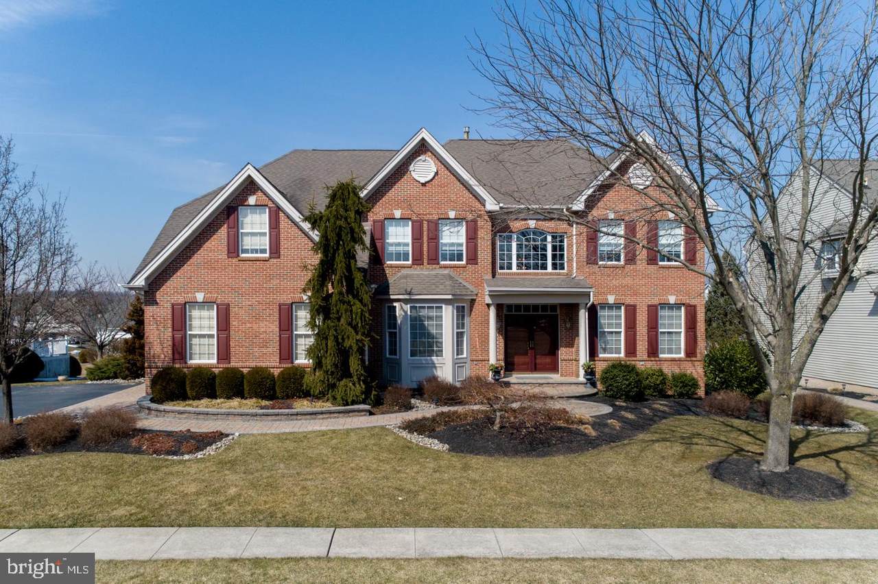 3364 Hampshire Road - Photo 1