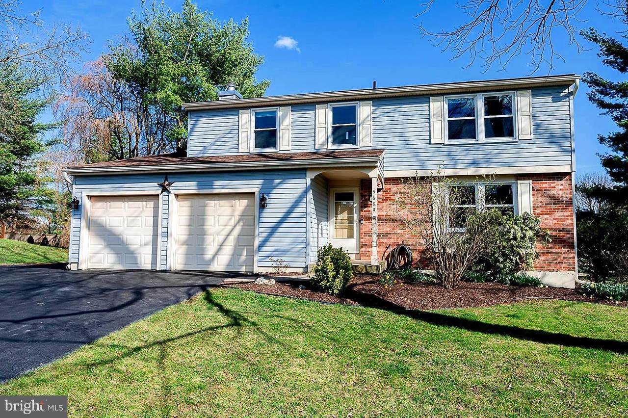 5689 Pebble Drive - Photo 1