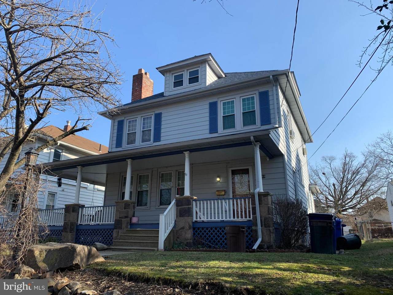 216 Hazel Avenue - Photo 1